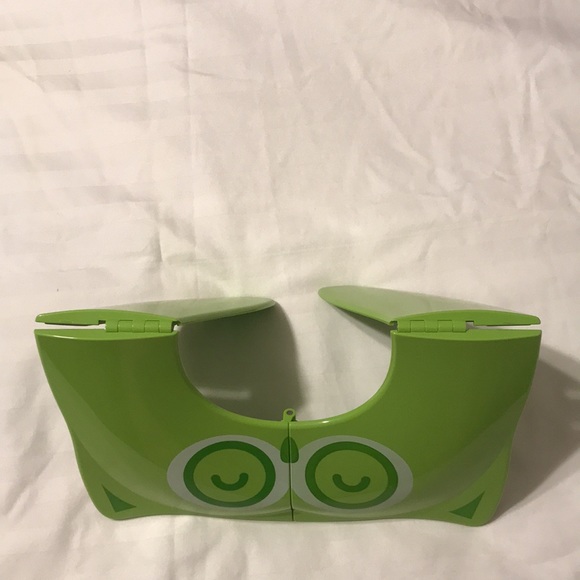 Kids Foldable Toilet Training Adapter Seat - Picture 7 of 10